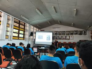 Apresentação realizada pelo Coordenador do Curso de Bacharelado em Estatística